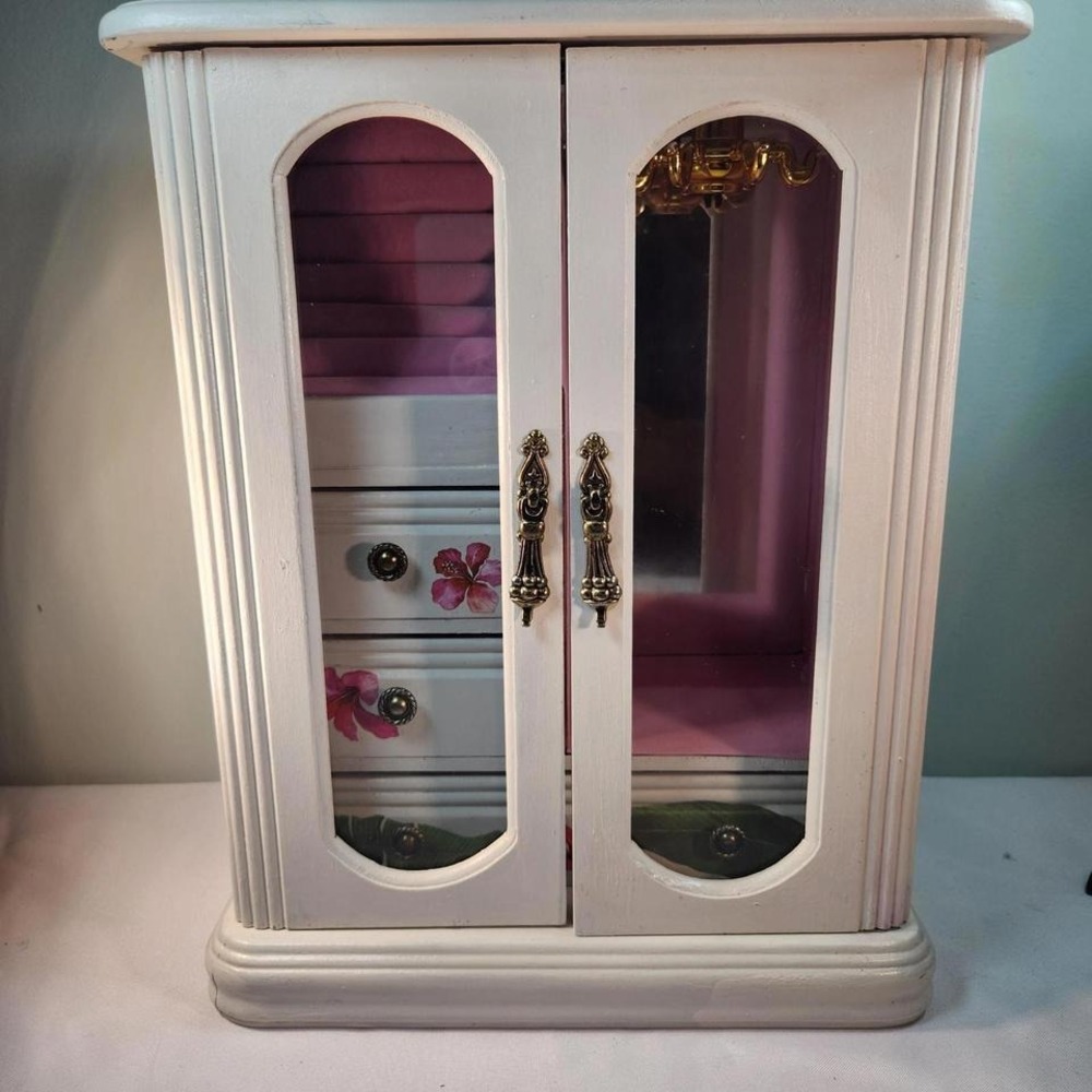 Tropical Flamingo Bliss – White Upcycled Jewelry Box with Pink Interior